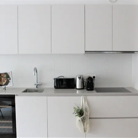 Apartment Crystal Residences - Luxurious Seaside *